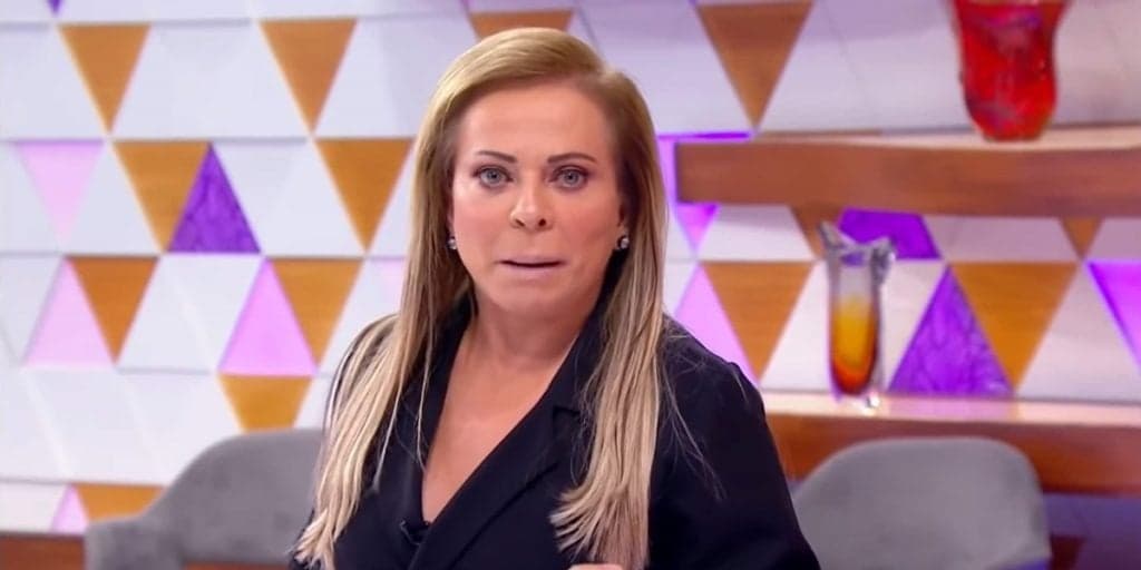Oficial: Silvio Santos bate o martelo, arranca programa do ar e sobra até para Christina Rocha no SBT