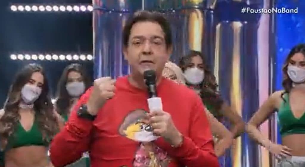 Faustão ordena mudanças em seu programa na Band, após fracasso em audiência