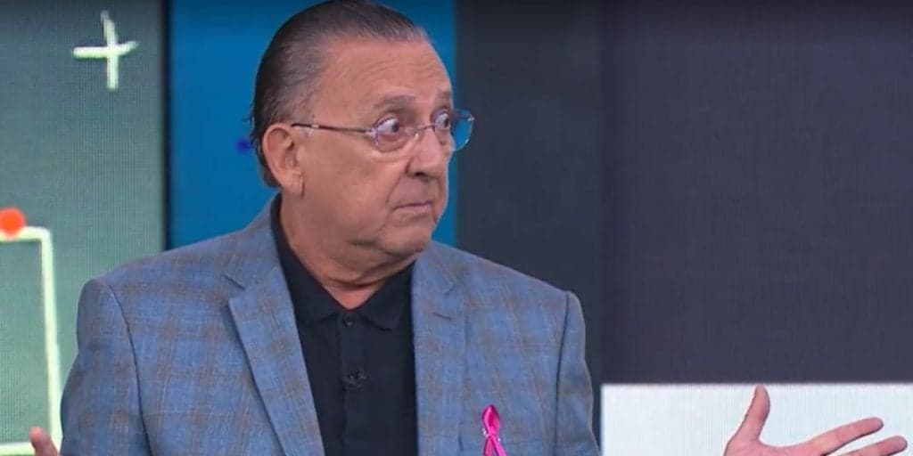 "Eu queria ficar", diz Galvão Bueno após Globo promover saída do canal e deixar apresentador triste