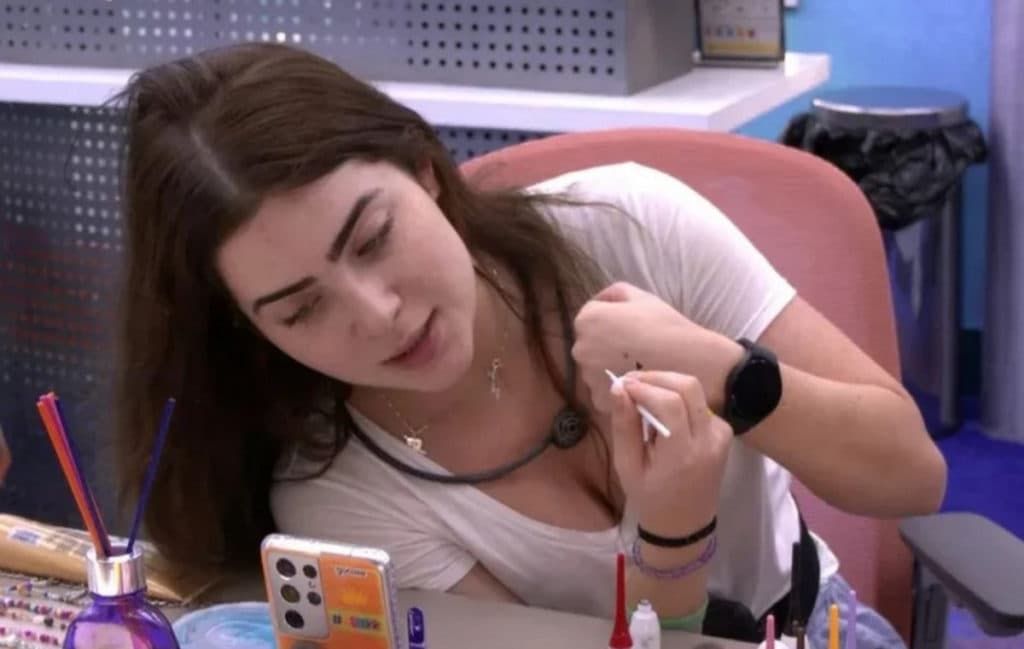 BBB22: Jade descumpre regra, deixa produção em pânico e Boninho faz papel de 'trouxa'