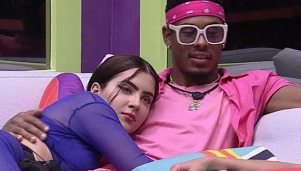 BBB22: Jade Picon assume interesse em Paulo André durante festa do líder e afirma que existe chance