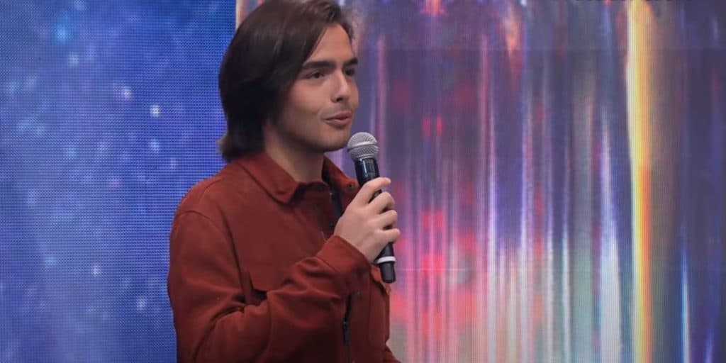Faustão manda filho para outro programa em brincadeira ao expor o que sente diante do público da Band