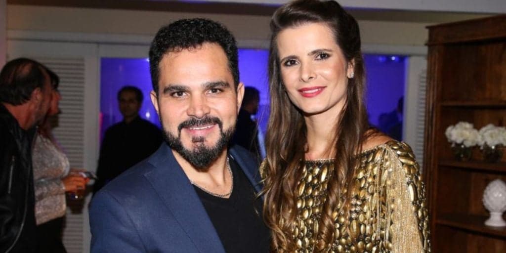 Após Luciano Camargo se assumir, esposa leva mão ao peito com descoberta: "Eu não acredito"