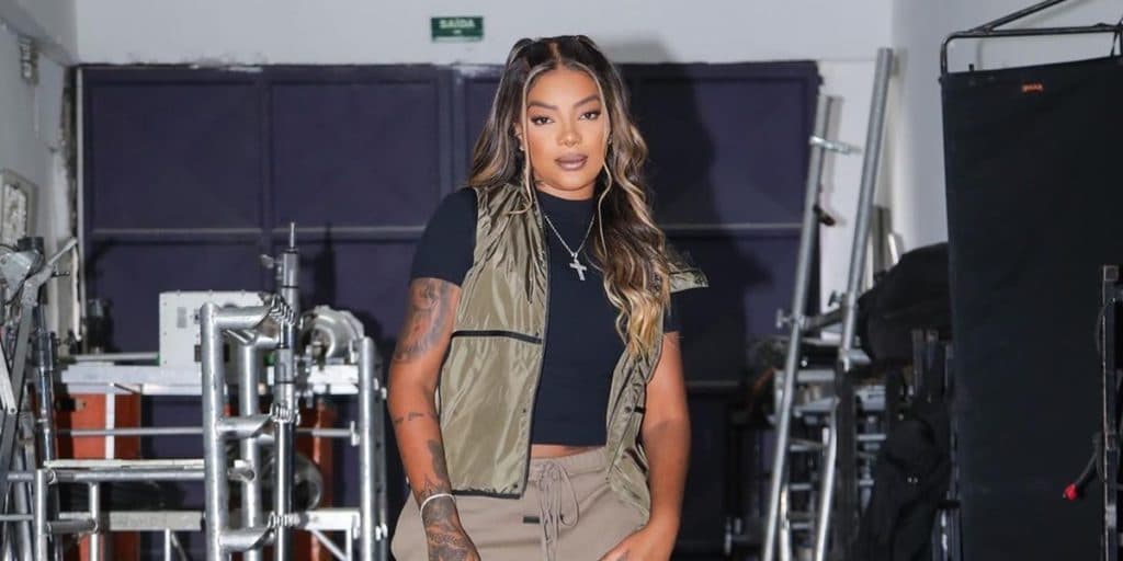 Enquanto Brunna está no BBB22, Ludmilla é vista agarrada com outra famosa e fotos vazam; descubra quem é a mulher