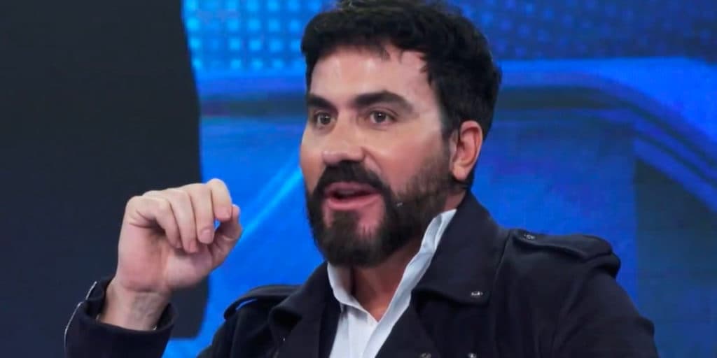 Homem incorpora ao vivo, diz a verdade sobre padre Fábio e escancara relação do religioso