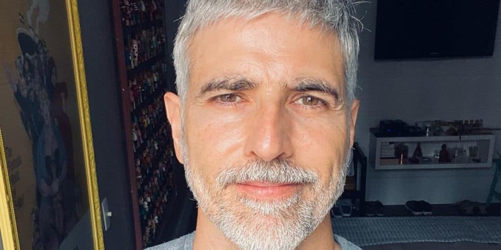 Reynaldo Gianecchini, após assumir se relacionar com homens, revela affair e confirma: “Novo”
