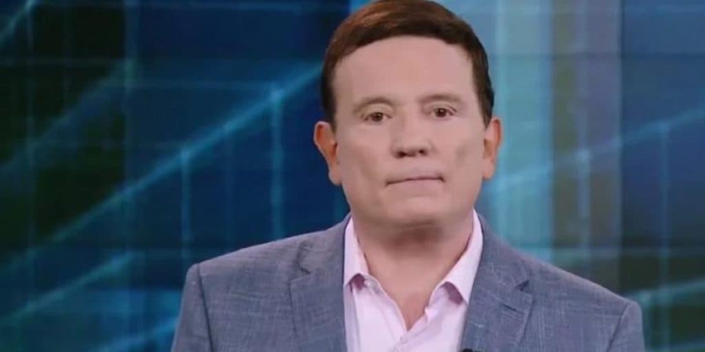 Roberto Cabrini quebra recordes, faz jornalismo impecável e se torna preciosidade da TV brasileira