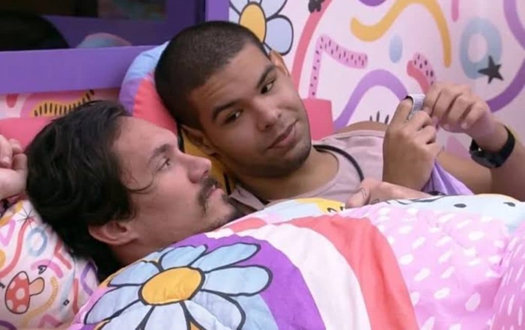 Vyni faz denúncia de preconceito e racismo para Eliezer na busca por trabalho antes do BBB22: "Adivinha"