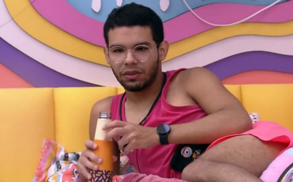 BBB22: Vyni irrita Eliezer que dispara: "Cuida da vida de todo mundo"