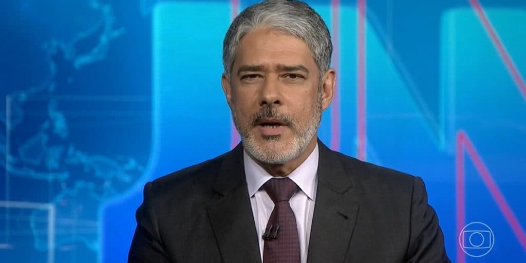 William Bonner entra no ar às pressas, confirma notícia e cai no choro: "Uma coisa absurda''