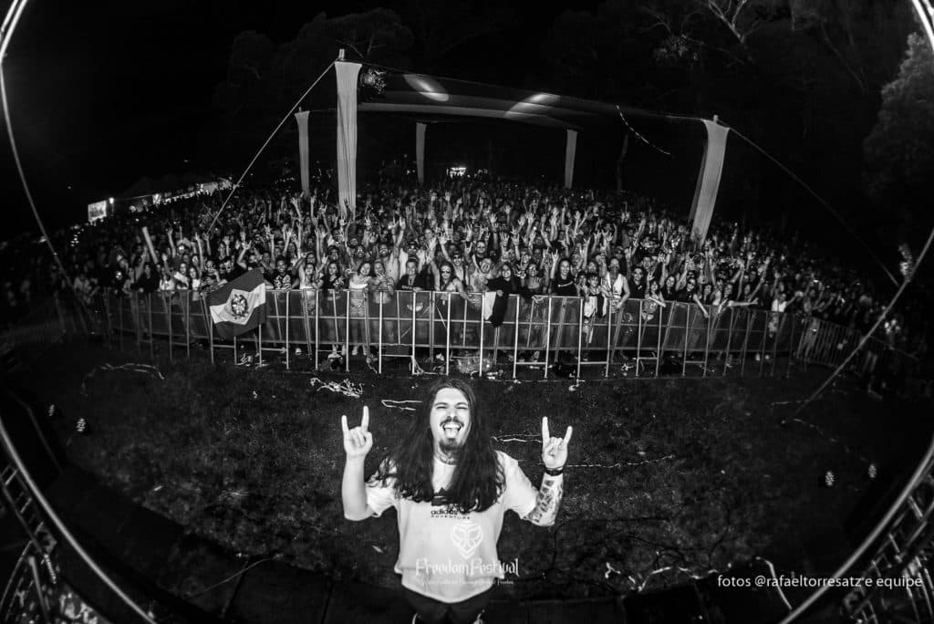Henrique Camacho bate 12 milhões de visualizações com sua música "CONTAGIANTE" e viraliza!
