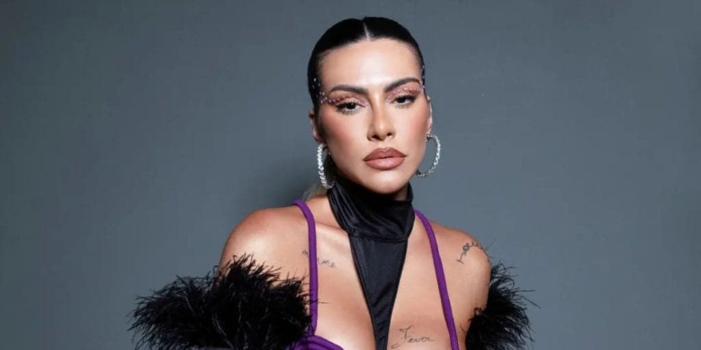 "Delícia", Cleo é flagrada sendo chupada por marido e foto com parte íntima escancarada vaza: "Fogo"