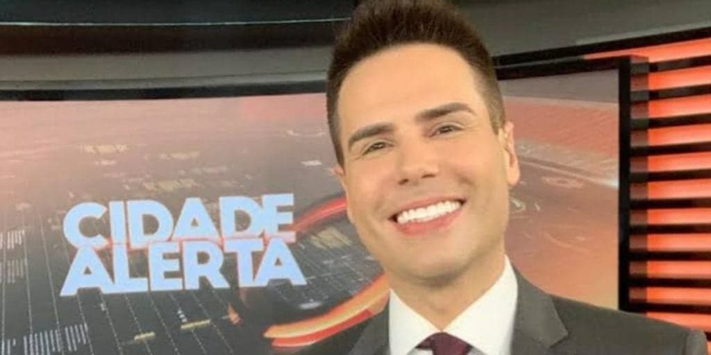 Discreto, Bacci assume relação sigilosa e deixa o Brasil: "Casado"