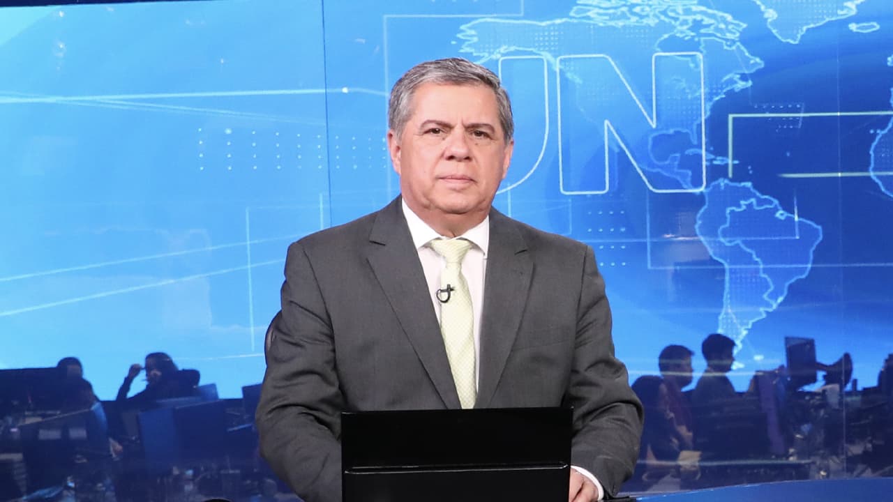Âncora do Jornal Nacional toma decisão, pede demissão da Globo e parceira chora ao anunciar: "Se despediu"