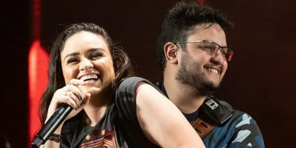 Após quase três meses de morte, Luiza homenageia Maurílio e faz público chorar: "Pra sempre"