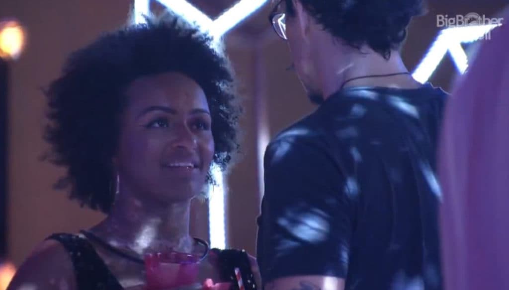 BBB22: Natália implora por sexo e leva fora de Eliezer: "Não vou transar com bêbada"