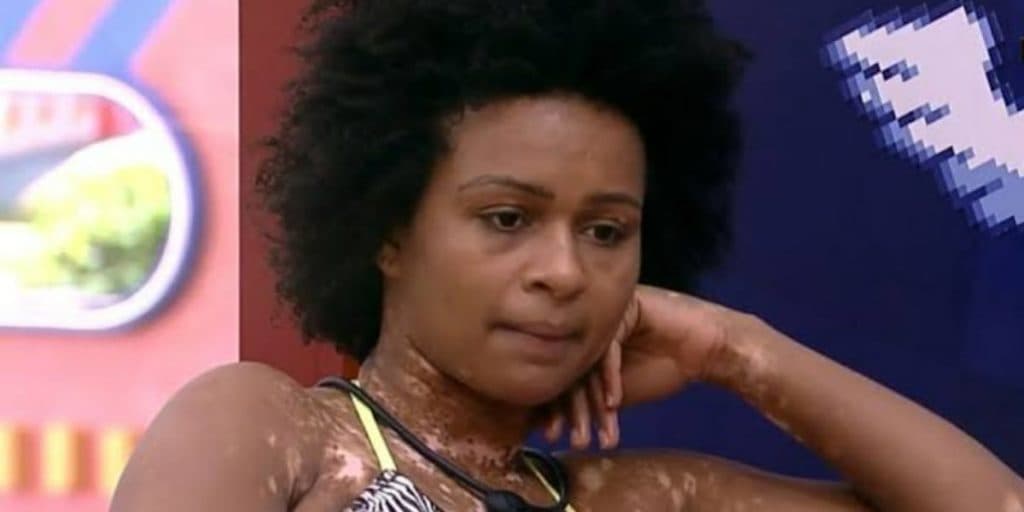 BBB22: Natália confessa ter cogitado estar grávida de Eliezer após menstruação atrasada