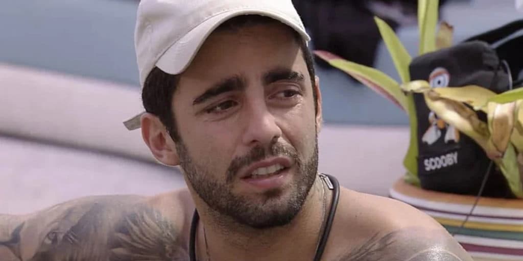 BBB22: Pedro Scooby acorda, expõe mágoa e define novo alvo para o Paredão: "Pouco se f*dendo"