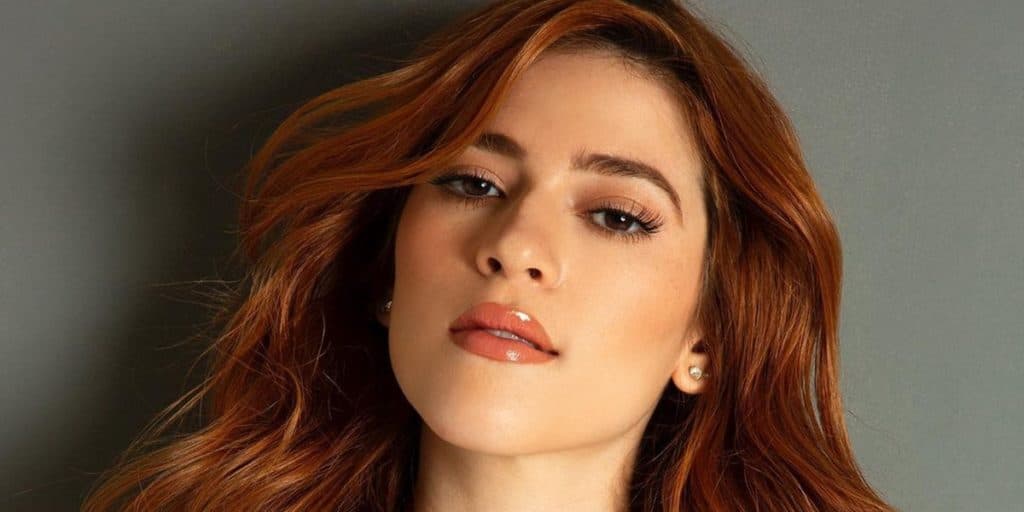 Após dias escondendo, Ana Clara vive romance com nova estrela da Globo e ganha apoio do pai: “Um mulherão”
