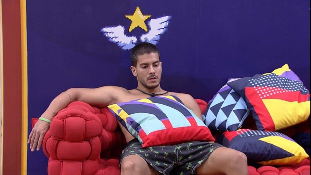 BBB22: Arthur Aguiar, após perder mais uma Prova do Líder, bola plano infalível e tem sister na mira: "Inteligente"