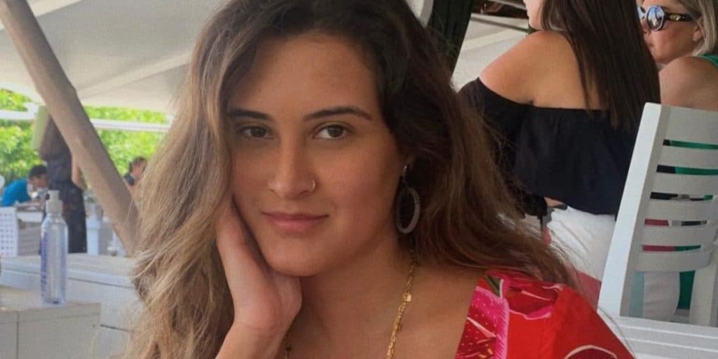Filha de Bonner abre o jogo, expõe intimidade e faz sucesso nas redes sociais