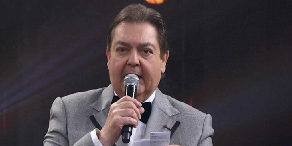 Oficial: Datena faz Faustão mudar horário de programa, após vazar conversa e pedido de demissão na Band