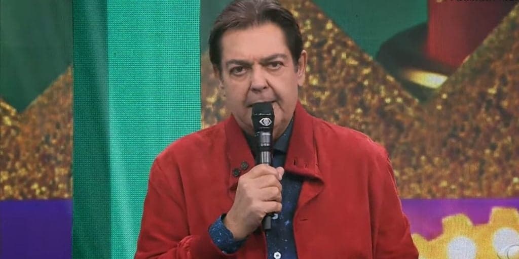Equipe atrás de Faustão dá notícia devastadora sobre o apresentador na Band e confirma: "Não vai dar"