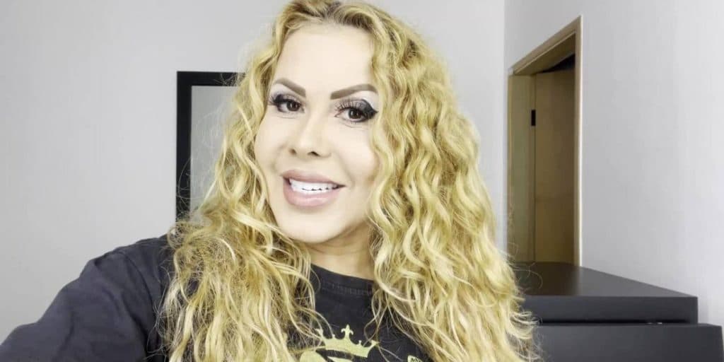 Após anos sozinha, Joelma expõe sobre novo amor e público surta: "Descobri a felicidade"