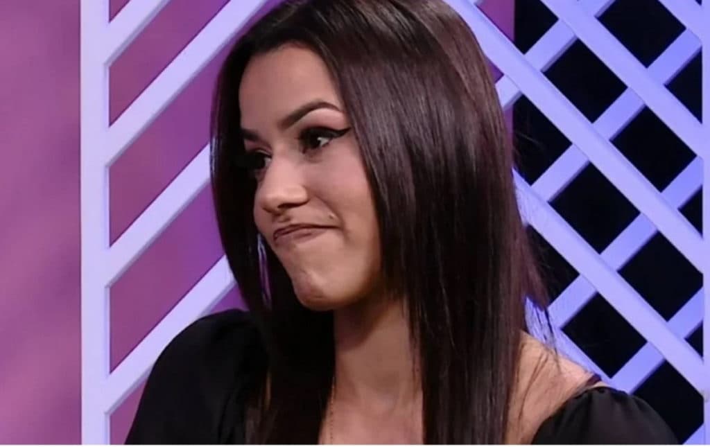 BBB22: Eliminada do reality, Larissa fica em pânico ao descobrir rejeição e confirma interesse em brother