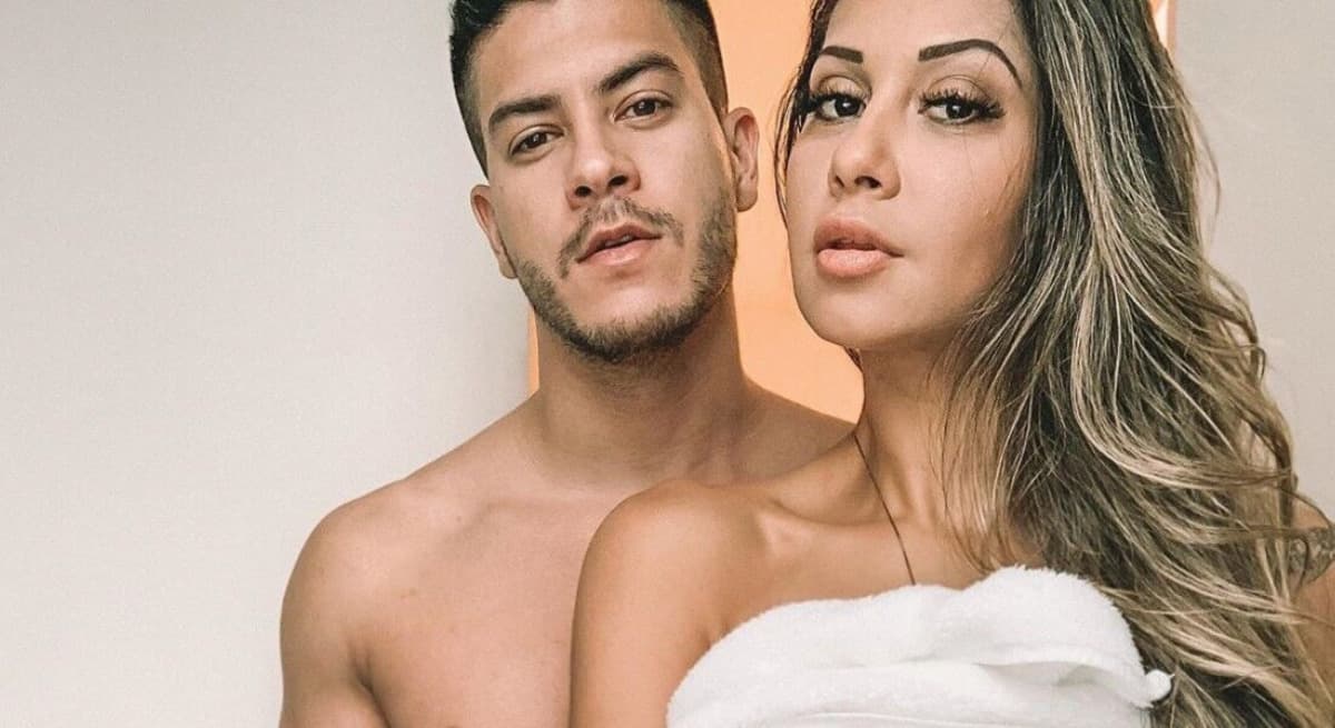 Maíra Cardi pediu a permanência de Arthur Aguiar (Foto: Reprodução / Instagram)