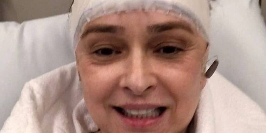 Myrian Rios, ex-mulher de Roberto Carlos, tem desfecho anunciado no SBT, após cirurgia na cabeça aos 63 anos