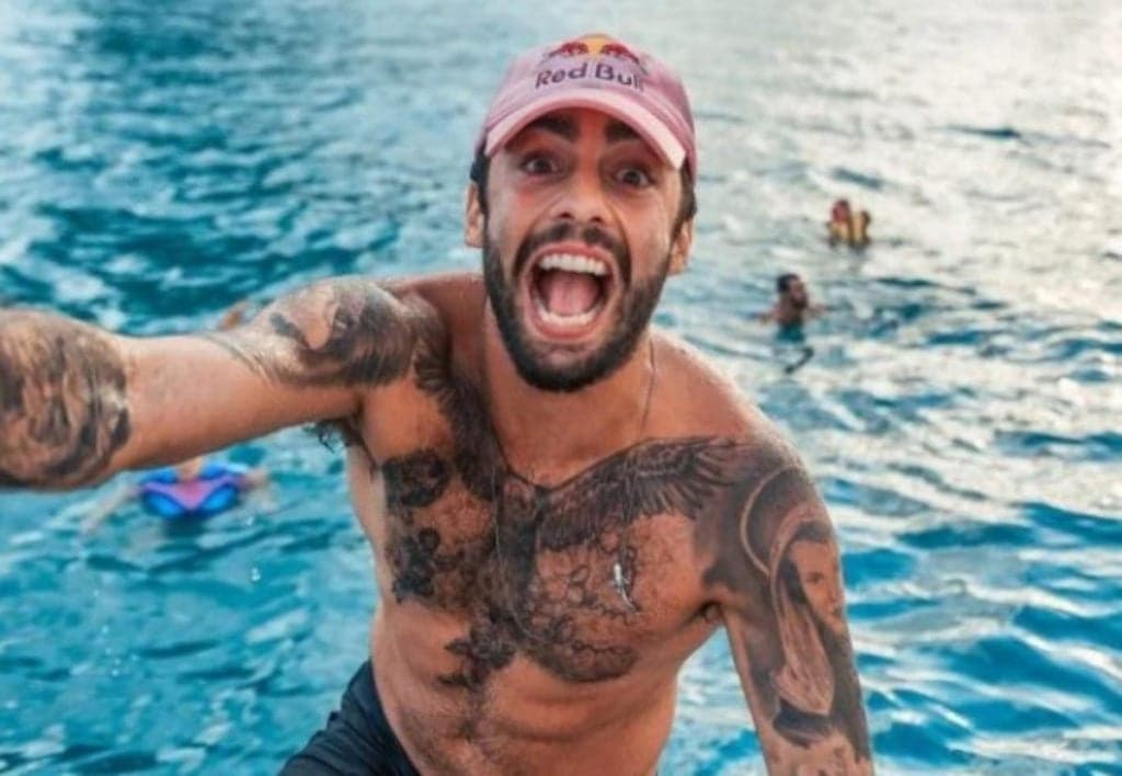 BBB22: Vaza vídeo de Pedro Scooby surfando sem roupa e Cíntia Dicker reage; veja