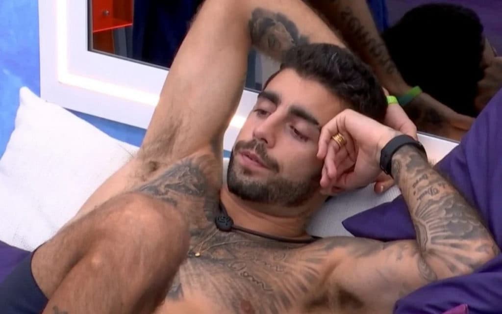 BBB22: Sem saber que Eliezer não votou em Douglas, Scooby planeja vingança: "Botar no paredão"