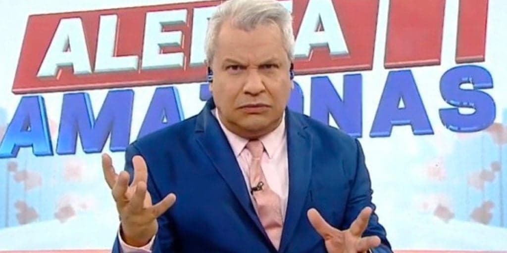 Sikêra Jr, após notícia de demissão da RedeTV!, faz desabafo enigmático: "Muita gente achou''