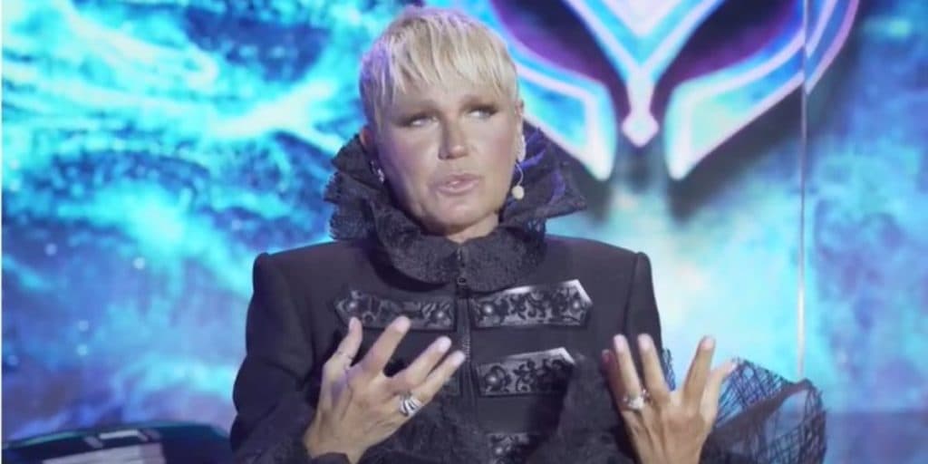 Após envolvimento amoroso exposto com amiga, Xuxa Meneghel fica emocionada e revela: "Tenho orgulho"