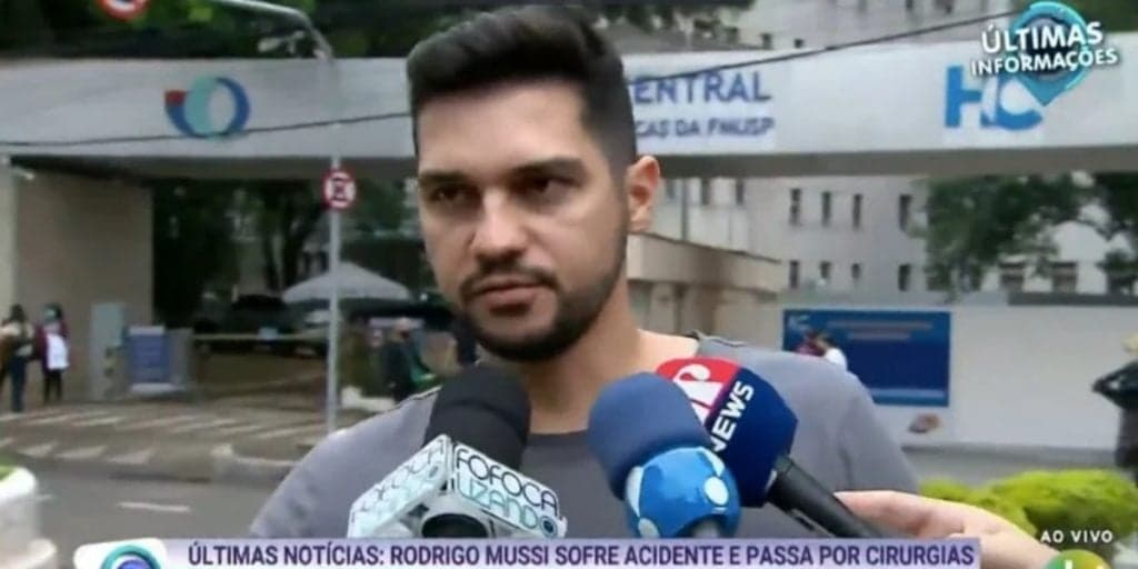 Irmão de Rodrigo Mussi entra às pressas em programa do SBT e faz comunicado sobre o brother: "Não tinha"