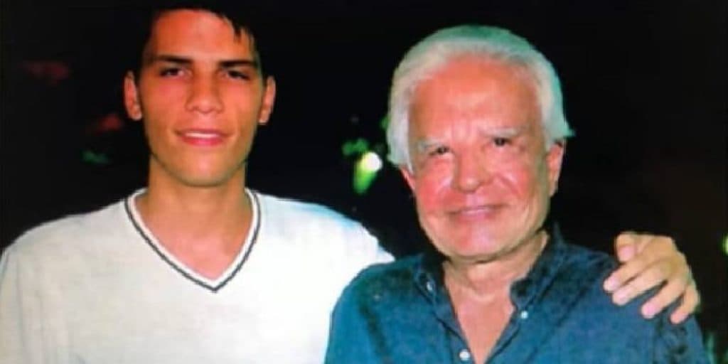 http://tvfoco.uai.com.br/wp-content/uploads/2015/05/Daniela-Mercury.jpg