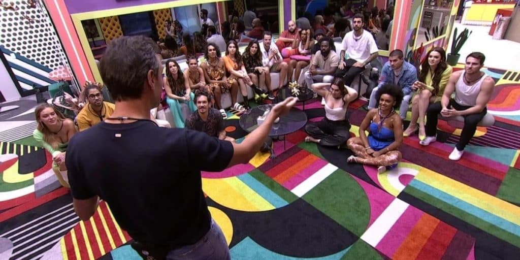 Ex BBB tem vídeo íntimo de beijo grego vazado e cobra R$ 85 por conteúdo sexual: 'Totalmente explícito'