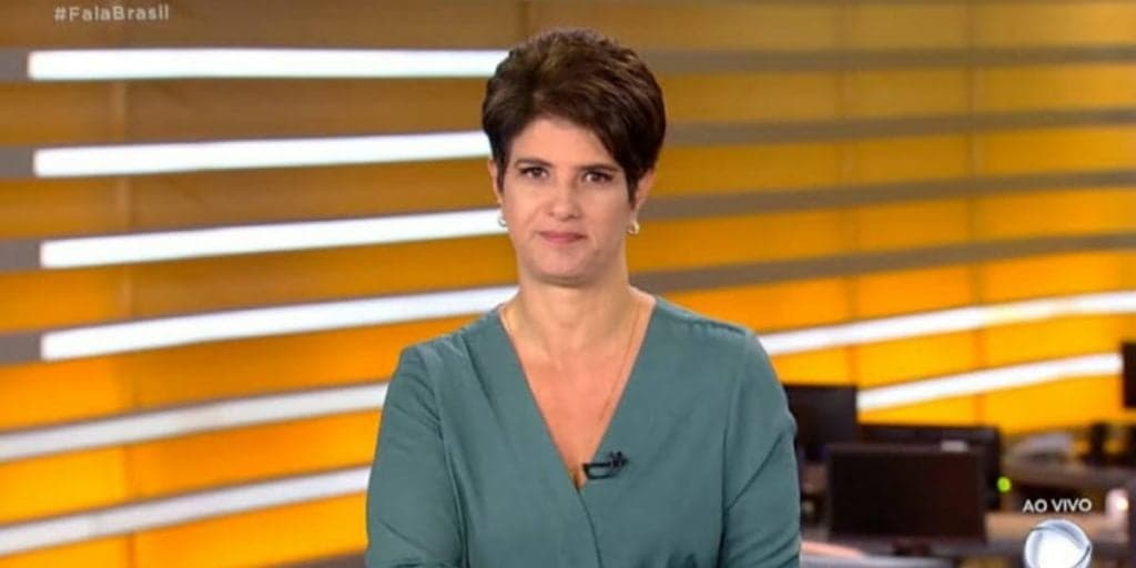Mariana Godoy deixou o país para curtir a neve no Chile