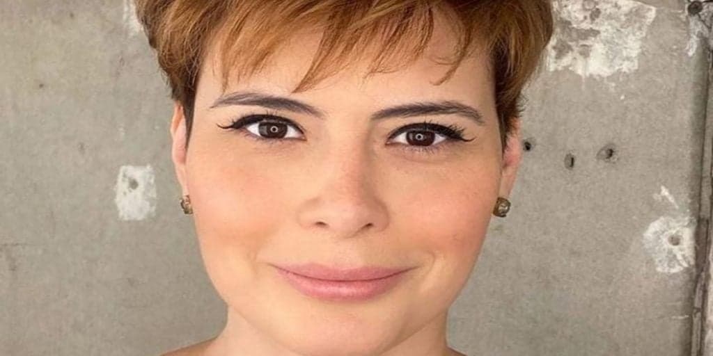 "Saber que sobrevivi", Michelle Loreto após enfrentar doença mortal, se declara à cantor famoso: "Simbólico"