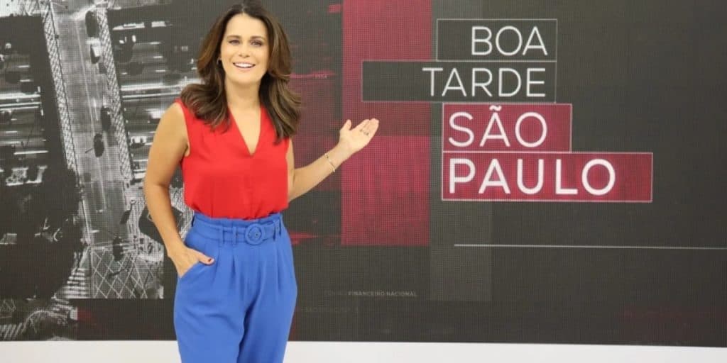 Adriana Araújo curte viagem internacional com seu grande amor