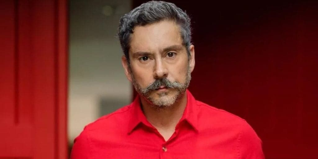 Ícone da TV, estrela de novelas da Globo e amante da música: um grande ator chamado Alexandre Nero