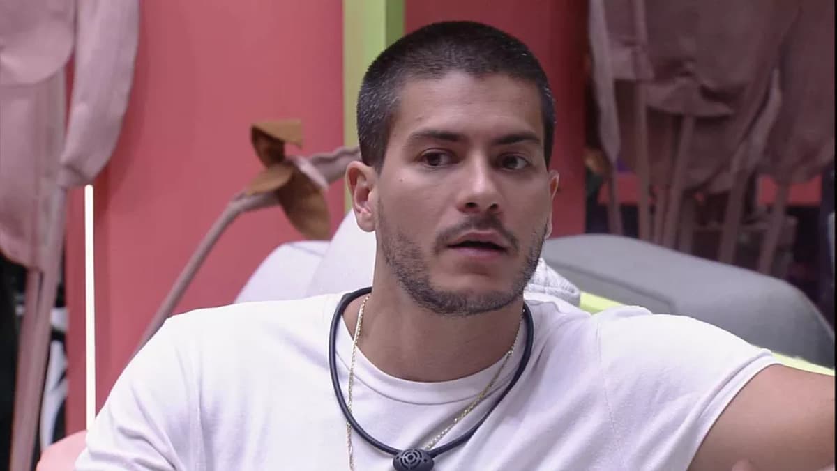 BBB22: Arthur Aguiar está no paredão novamente (Foto: Reprodução) BBB22: Arthur Aguiar está no paredão novamente (Foto: Reprodução)