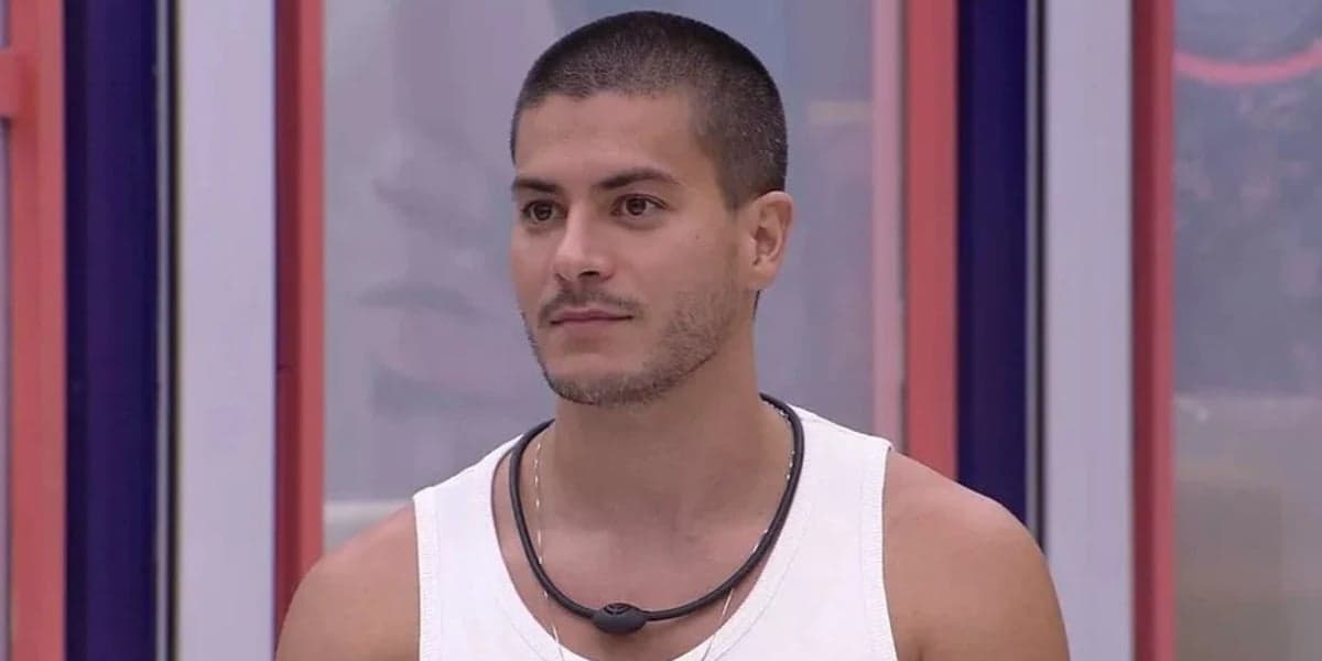 BBB22: Arthur Aguiar teve pequeno desentendimento com Gustavo  (Foto: Reprodução)