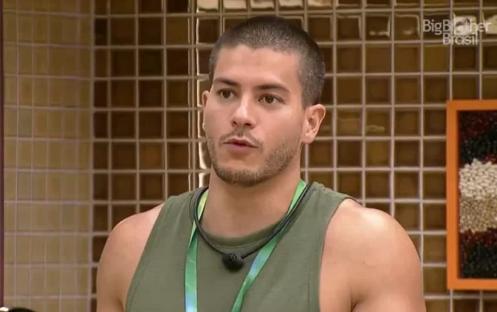 BBB22: Arthur Aguiar expõe insatisfação e detona produção do reality