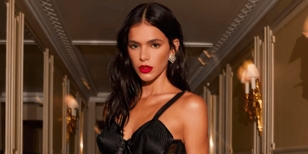 “Posso dizer que te amo”, se declara Bruna Marquezine para amiga Anitta