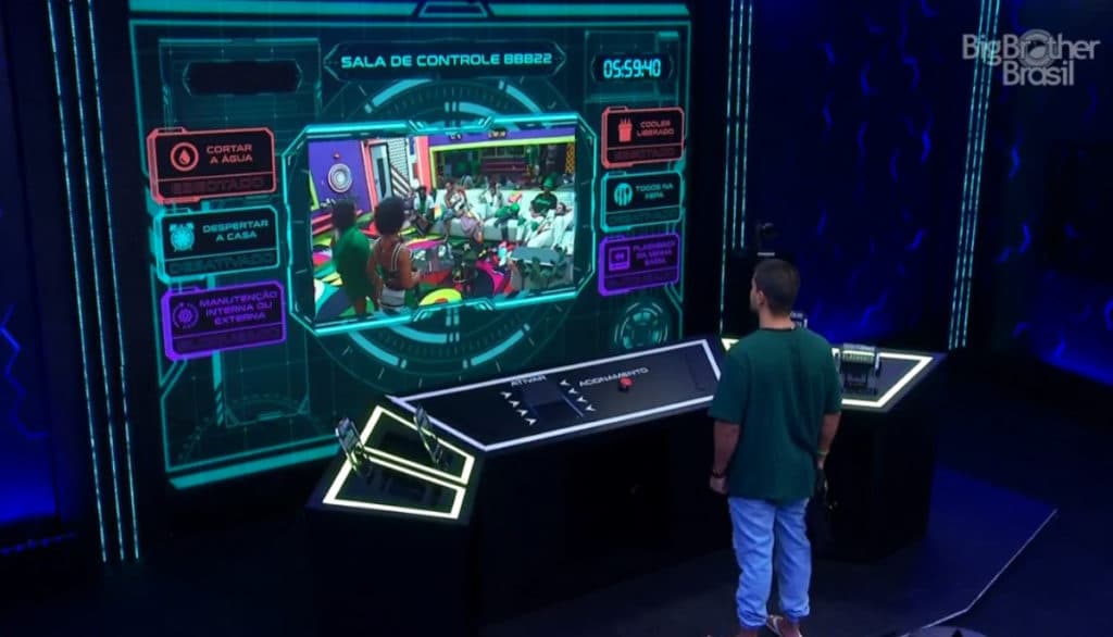 BBB22: Arthur usa os últimos cards, não deixa brothers dormirem, coloca todos na Xepa e vira piada: 'Podia ser no Lollipop'