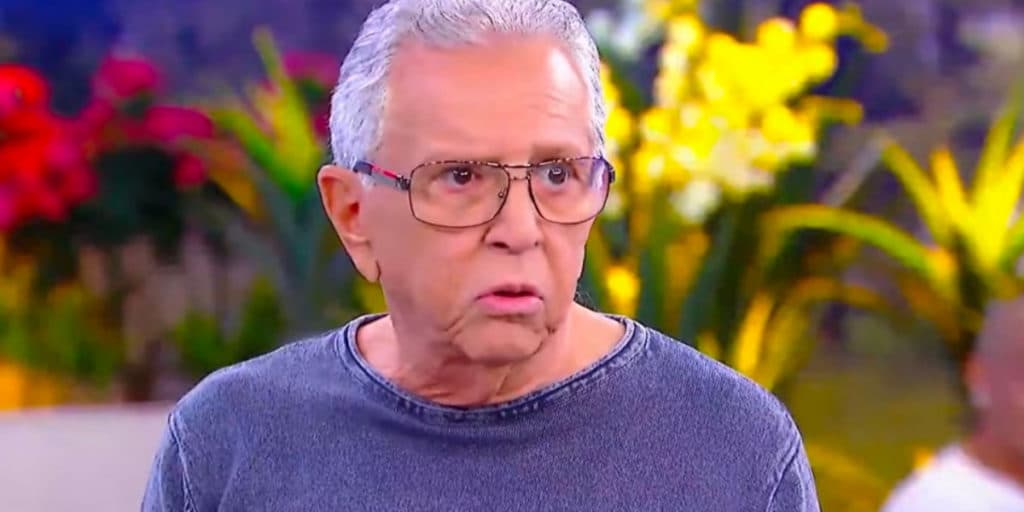 "Essa mulher", detona Carlos Alberto, após separação, falência e novo anúncio com esposa: "Esse velho"