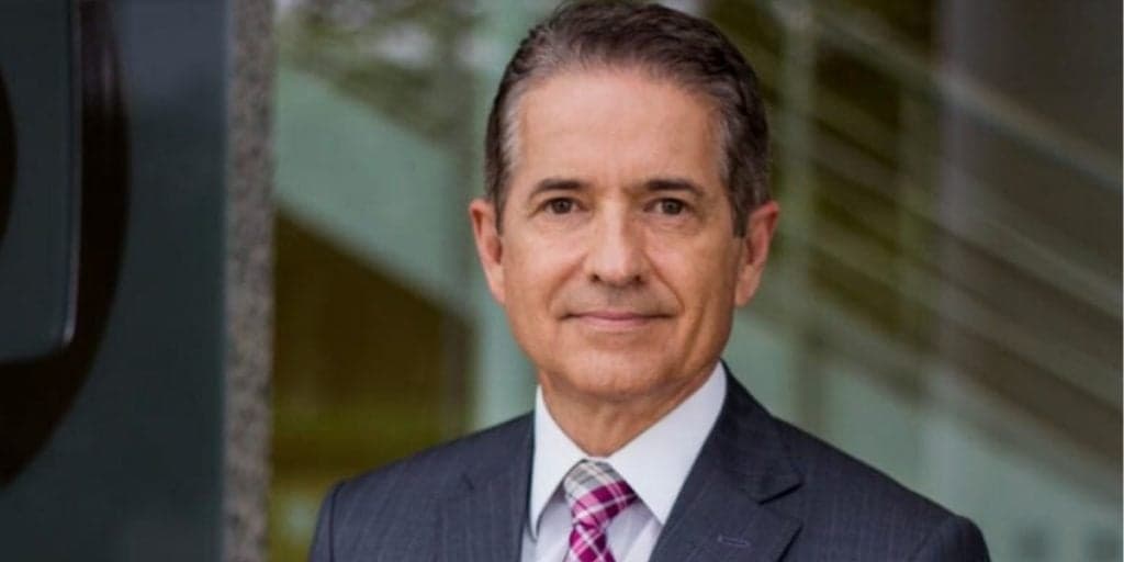 Discreto, Carlos Tramontina, em meio à saída da Globo, tem relação de anos exposta: "Meu amor"
