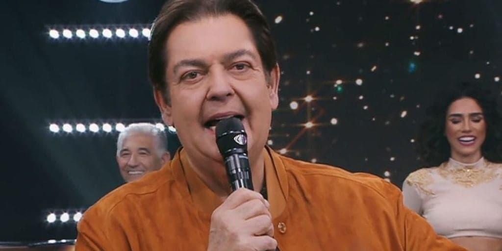 Faustão renega nomes da Band, recebe desprezo de globais e é obrigado a voltar atrás com apelo à emissora